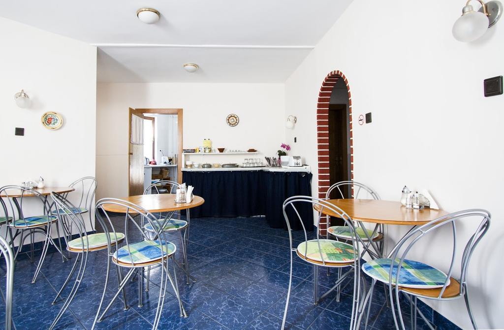 Dominika Apartman Hotel بودابست المظهر الخارجي الصورة