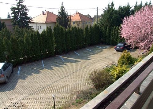 Dominika Apartman Hotel بودابست المظهر الخارجي الصورة